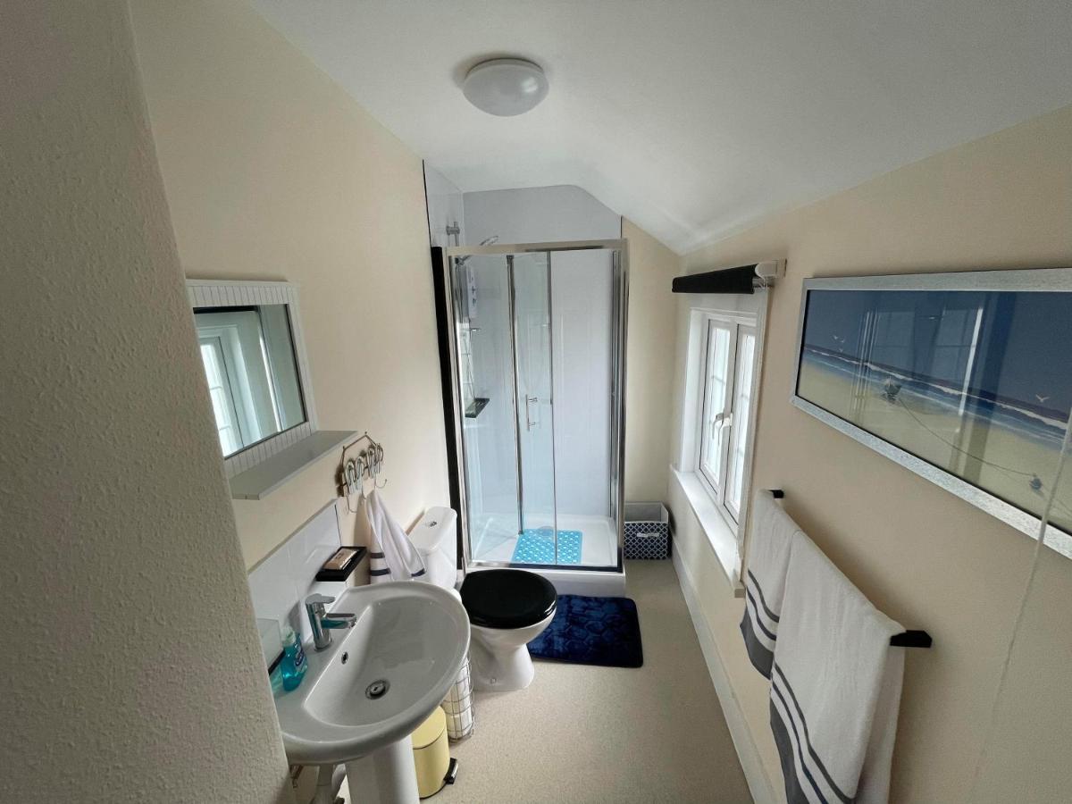 The Kings Arms Inn Stratton  Bagian luar foto