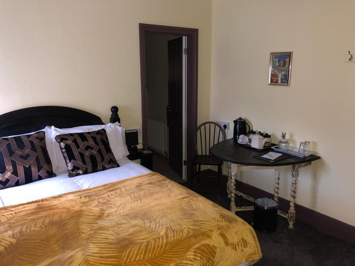 The Kings Arms Inn Stratton  Bagian luar foto
