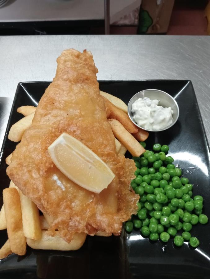 The Kings Arms Inn Stratton  Bagian luar foto