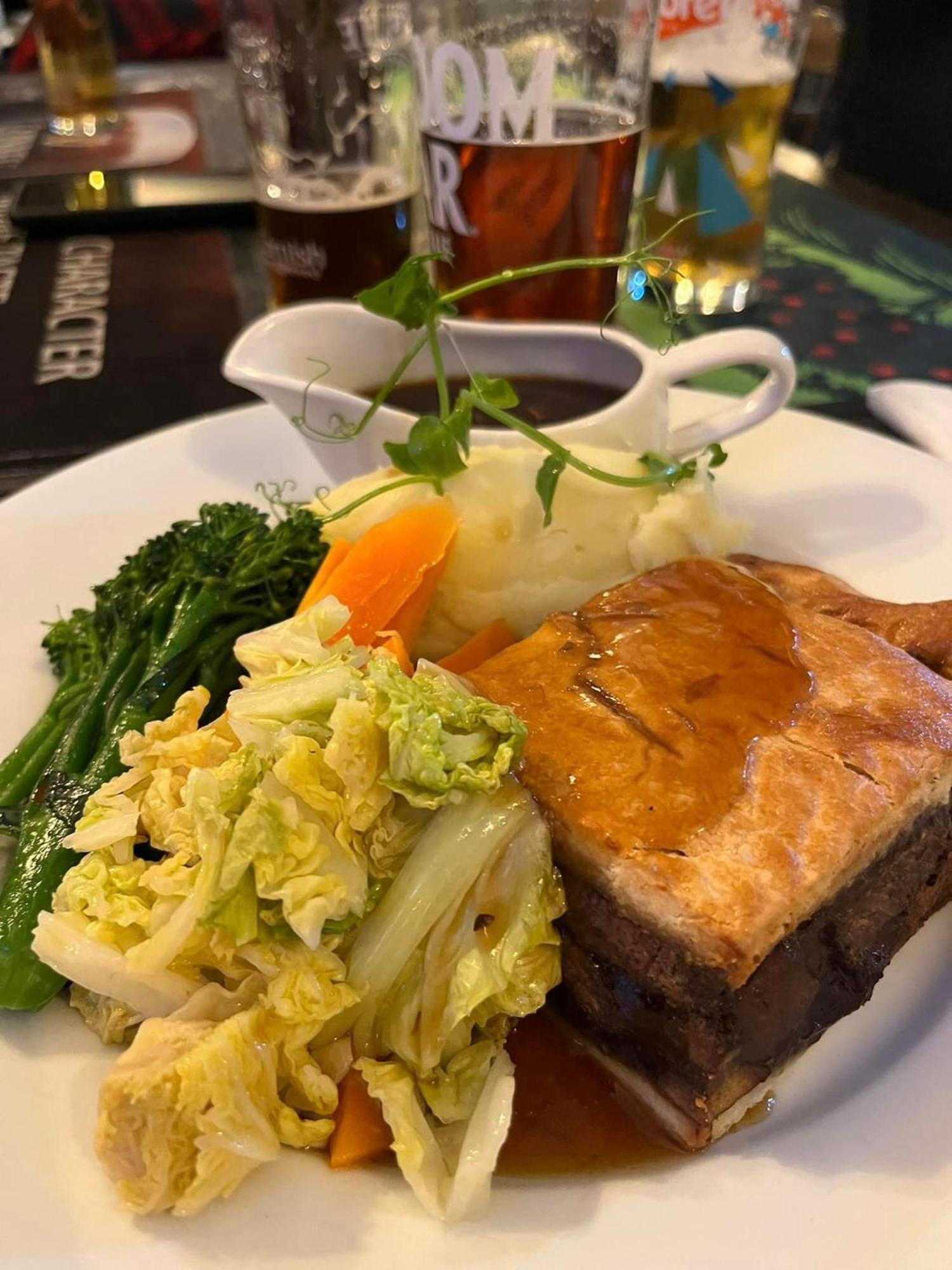 The Kings Arms Inn Stratton  Bagian luar foto